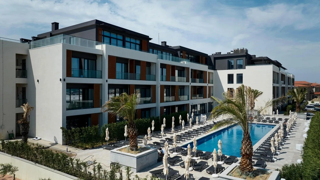White Residences